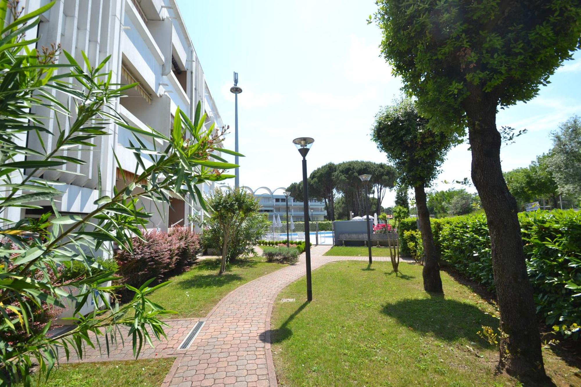 Gavitello Apartment Bibione Exterior photo